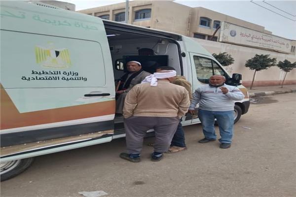 بدء تشغيل سيارات الخدمات التكنولوجية المتنقلة بمركز إيتاي البارود