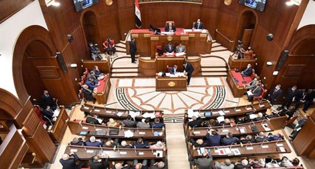 " الشيوخ " يحيل طلب مناقشة عامة حول تطوير أسطول النقل التجاري البحري للجنة المختصة 
