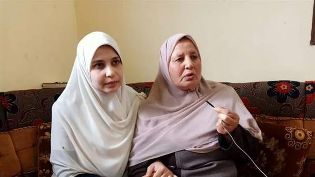 محافظ كفر الشيخ يهنئ وفاء أحمد الأم المثالية الثانية على مستوى الجمهورية