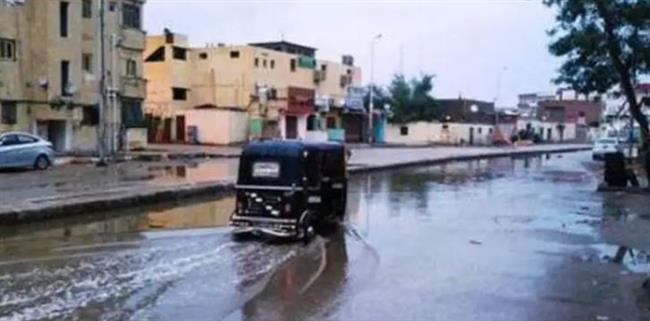 موجة جديدة من الأمطار تضرب مدينة أسوان