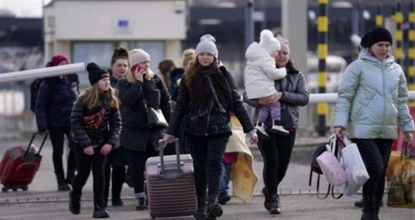 بولندا تستقبل 62 ألفا و100 لاجئ أوكراني خلال الأيام الثلاثة الماضية