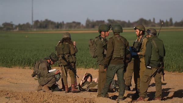 الجيش الإسرائيلي يعلن مقتل أحد جنوده في عملية مجمع الشفاء بـ غزة
