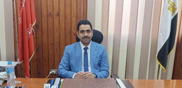 رئيس "العبور الجديدة" يتابع موقف مشروعات البنية التحتية والخدمات بالمدينة