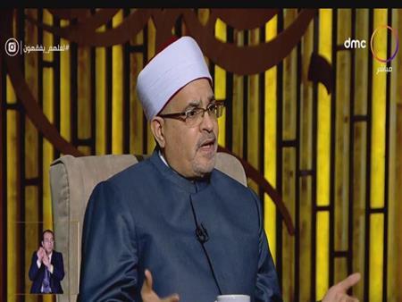 أزهري: كتب الفقه تحتاج غربلة وتقييد خروج المرأة من البيت خطاب مدمر 