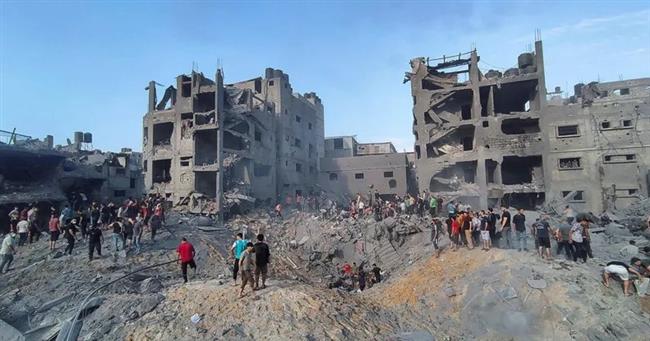 شهداء وجرحى في قصف إسرائيلي على "جباليا" والاحتلال يمنع مفوض عام "الأونروا" من دخول قطاع غزة