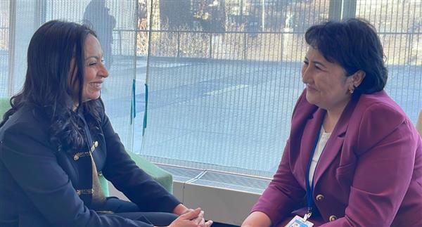 مايا مرسي تجتمع مع رئيسة لجنة الأسرة والمرأة في أوزباكستان لبحث سبل التعاون