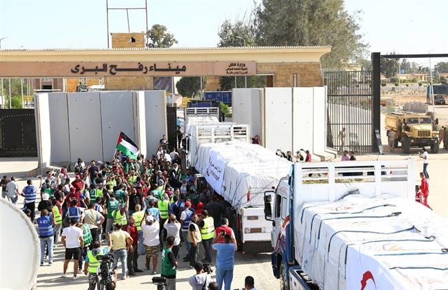 إدخال 41 مصابا فلسطينيا و247 شاحنة مساعدات لغزة عبر ميناء رفح البري