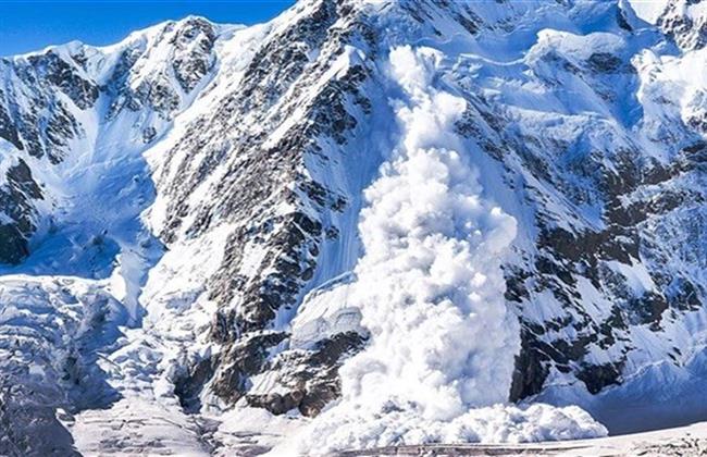 مصرع وإصابة 45 شخصًا إثر سقوط جليدي كثيف بـ أفغانستان