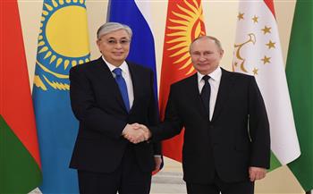   الرئيس الروسي ونظيره الكازاخي يبحثان هاتفيًا تنفيذ المشاريع الاقتصادية واللوجستية المشتركة