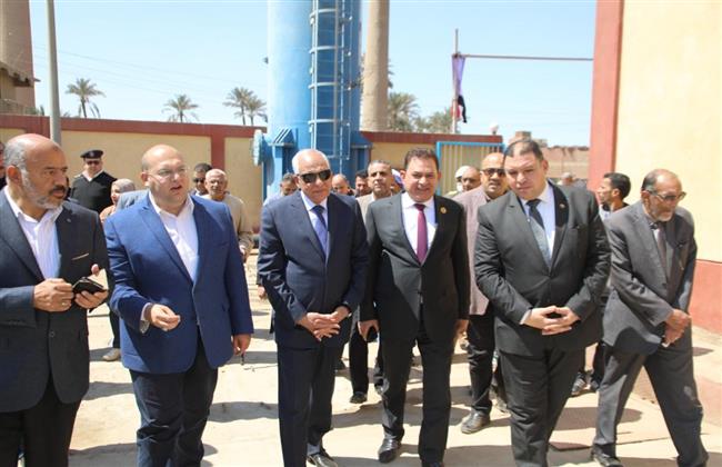 محافظ الجيزة يطلق إشارة التشغيل التجريبي لثلاث محطات رفع بالحوامدية والبدرشين