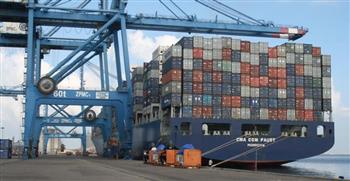   تداول 37 سفينة للحاويات والبضائع العامة بـ ميناء دمياط