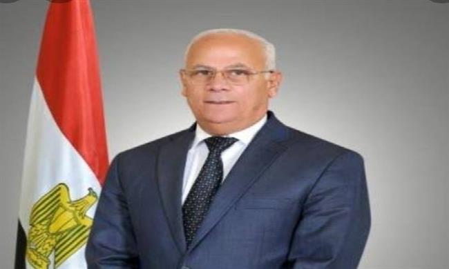محافظ بورسعيد يهنئ الرئيس السيسي بذكرى انتصارات العاشر من رمضان