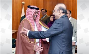   رئيس الحرس الوطني البحريني يبحث مع رئيس باكستان سبل تطوير وتنمية العلاقات