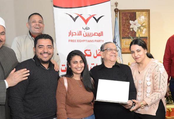 محافظ أسيوط يشهد احتفالية تكريم الأمهات المثاليات بديوان عام المحافظة