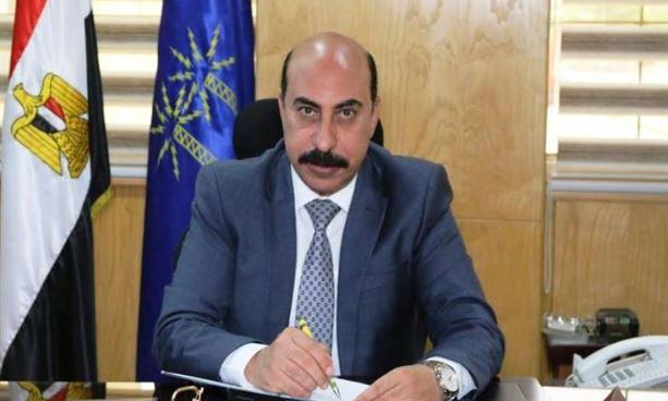 محافظ أسوان يوجه بسرعة استبدال الشركات المتقاعسة