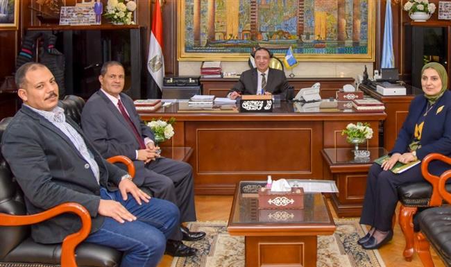 محافظ الإسكندرية: خطة طموحة لتمويل المشروعات والتدريب وتأهيل الشباب لسوق العمل