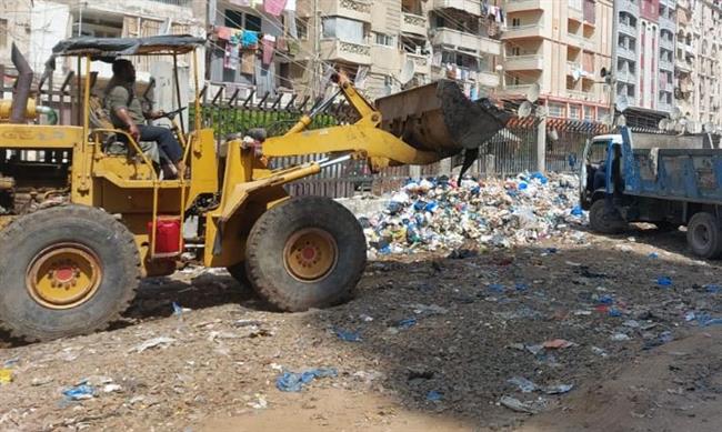 محافظة الإسكندرية: بدء رفع جميع تراكمات القمامة داخل حرم السكك الحديدية 
