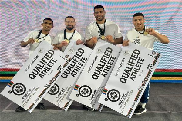 وزير الرياضة يهنئ اتحاد المصارعة بتأهل 4 لاعبين إلى أولمبياد باريس