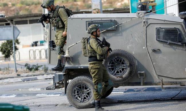 استهداف سيارة تقل 5 جنود إسرائيليين شمال الضفة الغربية