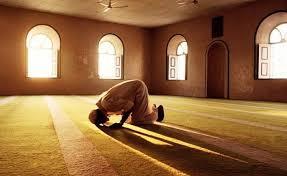 ما الحكم فيمن صام رمضان ولكنه لا يصلي؟