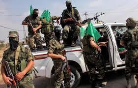 اشتباكات عنيفة بين فصائل فلسطينية والاحتلال في محيط مجمع الشفاء بغزة