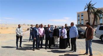 محافظ الوادي الجديد يتابع أعمال التشطيبات بالعاصمة الإدارية للمحافظة 