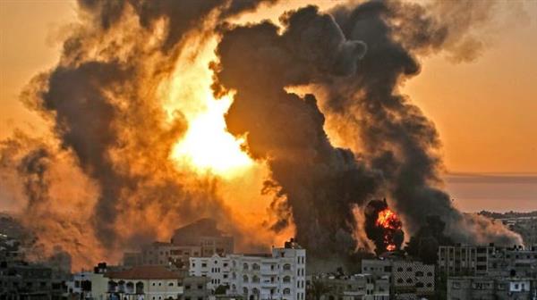 غارة تستهدف مخيم النصيرات وسط غزة