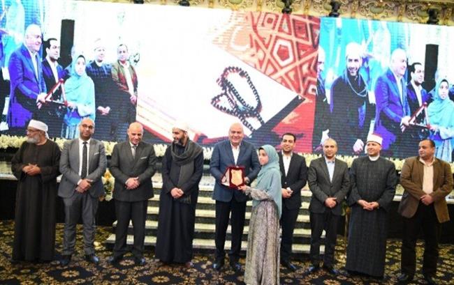 برعاية الجمعية الشرعية.. محافظ قنا يشهد تكريم حفظة القرآن الكريم