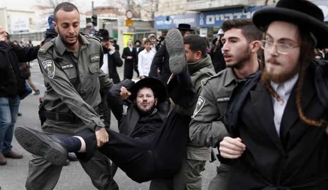 تحت شعار "نموت ولا نُجند".. ثورة "حريدية" فى إسرائيل