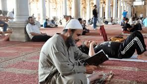   ما حكم ختم القرآن الكريم في صلاة التراويح؟.. الإفتاء توضح