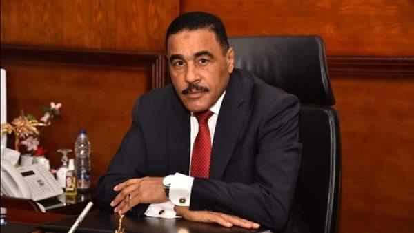 محافظ مطروح يوقع برتوكول تعاون لعمل الهوية البصرية
