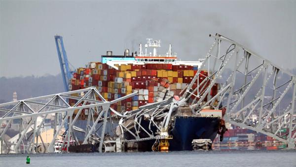 وسائل إعلام: قبطان السفينة التى صدمت جسرا فى بالتيمور الأمريكية قد يكون أوكرانيا