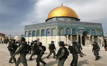   عشرات المستوطنين الإسرائيلين يقتحمون المسجد الأقصى