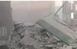 انهيار عقار مكون من 3 طوابق فى بولاق أبو العلا