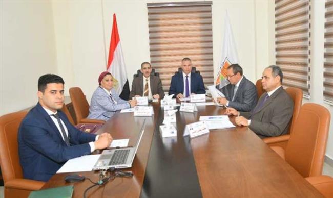 محافظ الغربية يشهد الاجتماع الدوري لمجلس الجامعة التكنولوجية بسمنود