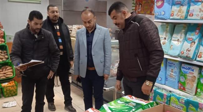 محافظ الإسكندرية يوجه الأجهزة المعنية بالضرب بيد من حديد تجاه أي ممارسات احتكارية لزيادة الأسعار