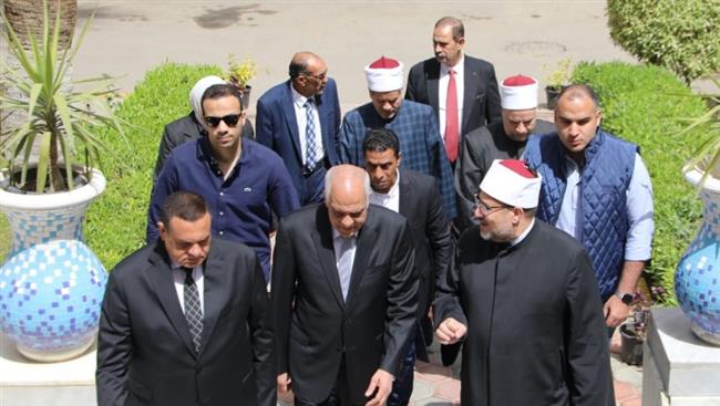 وزيرا الأوقاف والتنمية المحلية ومحافظ الجيزة يلتقون قيادات الدعوة