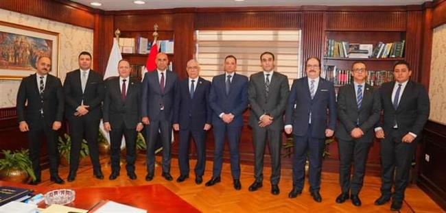 النائب العام يستقبل القائم بأعمال المحامي العام لنيابة استئناف القاهرة