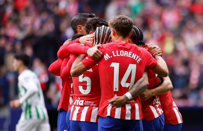 الدوري الإسباني .. أتلتيكو مدريد يفوز علي ريال بيتيس 2-1