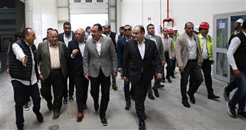   رئيس الوزراء يزور مُجمع "هاير" الصناعي بالعاشر من رمضان