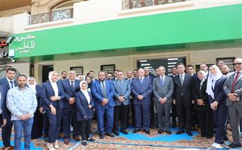   وزير الاتصالات ومحافظ القاهرة يفتتحان أعمال تطوير مكتبي بريد المقطم والأميرية