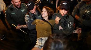   مواجهات واسعة في تل أبيب بين الشرطة الإسرائيلية ومتظاهرين.. فيديو