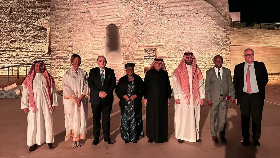 في ختام زيارته لـ الرياض .. وزير التجارة والصناعة يلتقي مدير عام منظمة التجارة العالمية