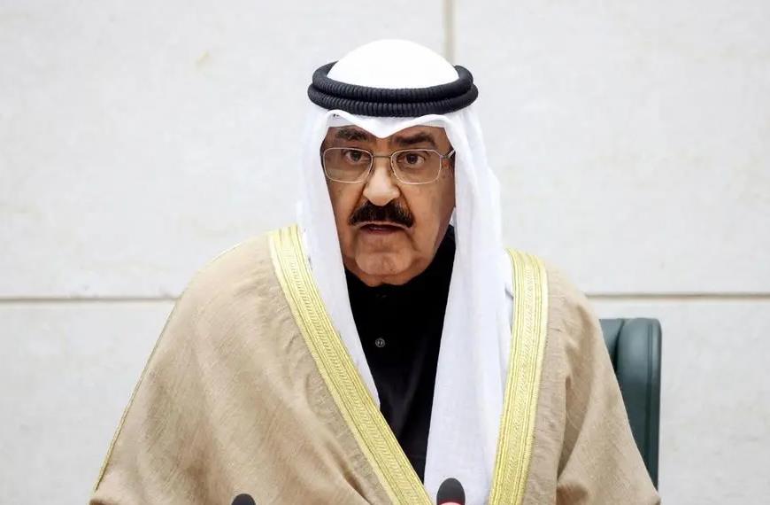 أمير الكويت يشيد بالإنجازات التي شهدتها البحرين بمختلف المجالات