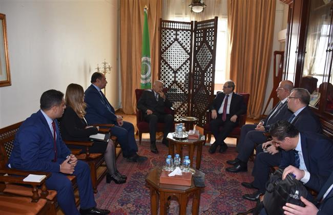 "أبو الغيط" يستقبل وزير خارجية سوريا بمقر الأمانة العامة لـ جامعة الدول العربية