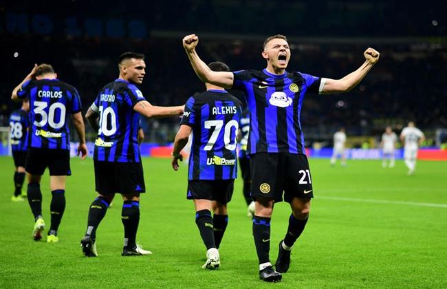 إنترميلان يبتعد بصدارة الدوري الإيطالي بفوزه الثمين على جنوى 2-1