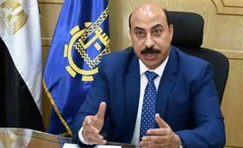 محافظ أسوان يثمن دور البنك الزراعي في تخفيف العبء عن الأولى بالرعاية