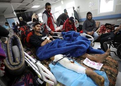 "الصحة العالمية": 8 آلاف مريض بحاجة للعلاج خارج غزة