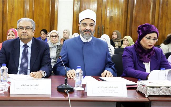ورشة عمل لعرض نتائج تقرير المرصد الاجتماعي "التطوع في المجتمع المصري" بالقومي للبحوث