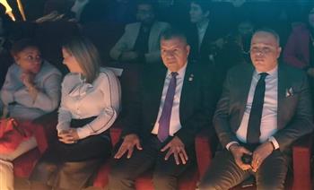   سفير فنزويلا يكرم تامر عبدالمنعم على جهوده بالثقافة السينمائية
